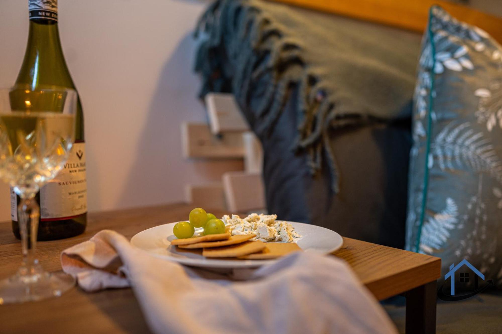 Stanwick Studio, Cosy Country Studio, Sleeps 4, Parking, Wifi Экстерьер фото